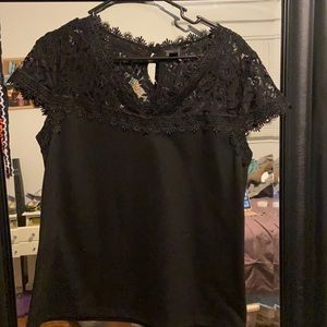 Worthington women’s laced neckline black top